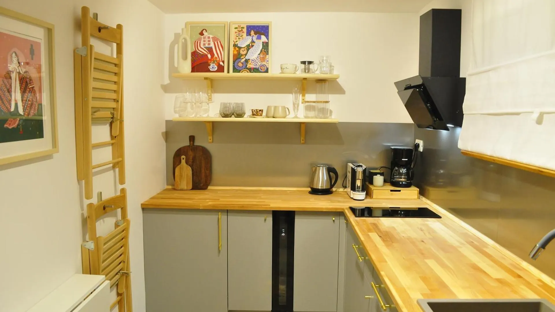 Cotroceni Accommodations Studio Bucharest Apartment